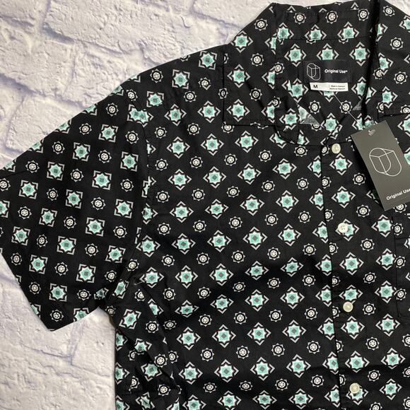 Original Use Button Down, Casual Geometric Short Sleeve Top - Picture 3 of 7